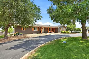 520 Namaqua Rd, Loveland, CO 80537 - Photo 2