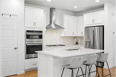 9915 Matchless St, Littleton, CO 80125 - Photo 4
