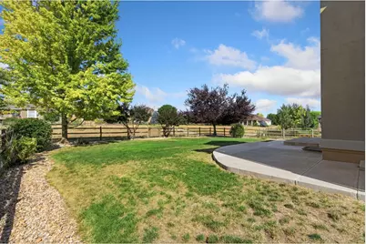 8825 Blackwood Dr, Windsor, CO 80550 - Photo 38