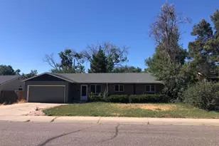 1921 12th Ave, Longmont, CO 80501 - Photo 2