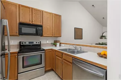 1048 Tierra Ln #202, Fort Collins, CO 80521 - Photo 16