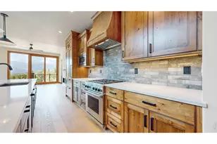 293 Overlook Ct, Estes Park, CO 80517 - Photo 4