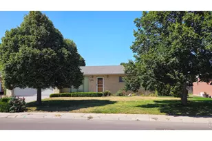 1886 Fay St, Burlington, CO 80807 - Photo 2