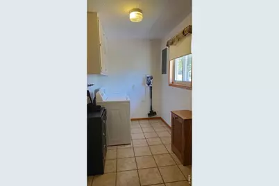 1886 Fay St, Burlington, CO 80807 - Photo 8