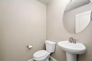 988 Gateway Park Blvd, Berthoud, CO 80513 - Photo 16