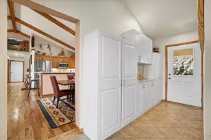 600 Whispering Pines Dr, Estes Park, CO 80517 - Photo 14