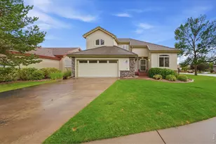 516 Mariana Pointe Dr, Loveland, CO 80537 - Photo 1