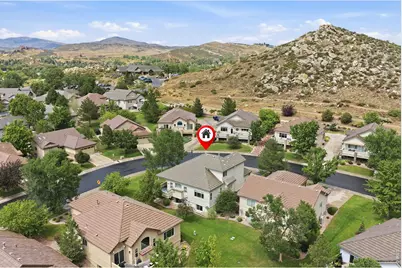 516 Mariana Pointe Dr, Loveland, CO 80537 - Photo 2