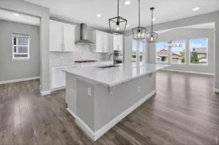 16329 Mount Silverheels Wy, Broomfield, CO 80023 - Photo 4