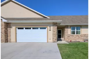352 Howell Ave, Brush, CO 80723 - Photo 2