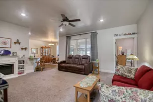 352 Howell Ave, Brush, CO 80723 - Photo 6