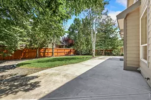 660 Parliament Ct, Fort Collins, CO 80525 - Photo 28