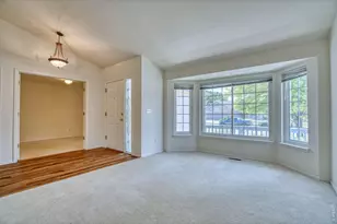 620 Bellingham Pl, Longmont, CO 80504 - Photo 10