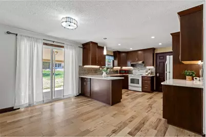 1805 Axial Dr, Loveland, CO 80538 - Photo 4