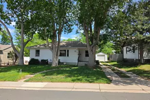 3346 S Marion St, Englewood, CO 80113 - Photo 2