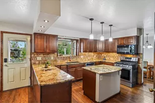 4901 Beverly Dr, Berthoud, CO 80513 - Photo 4