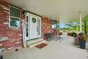 4901 Beverly Dr, Berthoud, CO 80513 - Photo 2