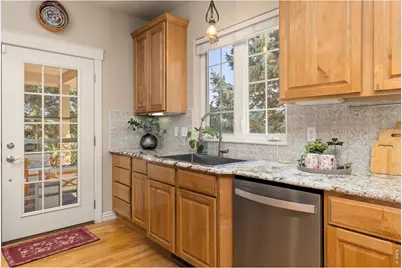 1001 Wyndemere Cir, Longmont, CO 80504 - Photo 18