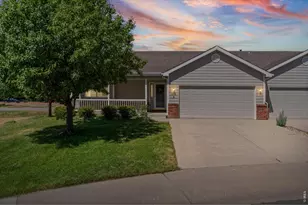 220 Manor Ct, Windsor, CO 80550 - Photo 2
