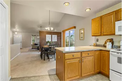 1749 Goldenvue Dr, Johnstown, CO 80534 - Photo 10