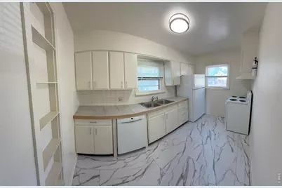2005 9th Ave, Greeley, CO 80631 - Photo 8