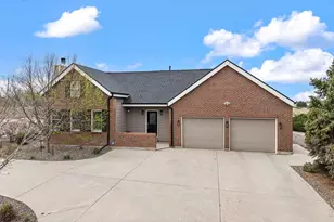 6691 S Abilene Way, Centennial, CO 80111 - Photo 2