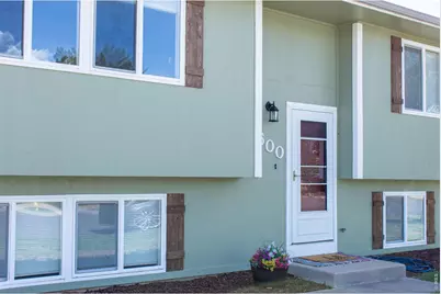 1600 Wagon Tongue Ct, Fort Collins, CO 80521 - Photo 1