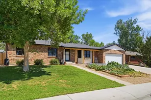 406 Iowa Ave, Berthoud, CO 80513 - Photo 2