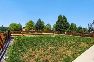 2401 Provenance St, Longmont, CO 80504 - Photo 38