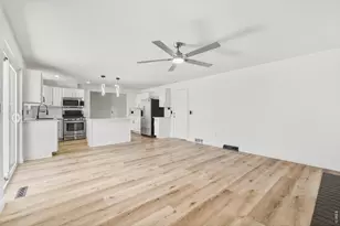 1080 S Garrison St, Lakewood, CO 80226 - Photo 6