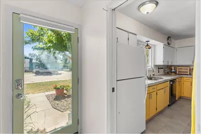 813 Rocky Rd, Fort Collins, CO 80521 - Photo 10
