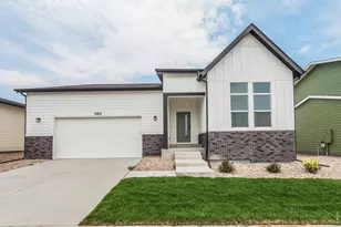 734 Trumpet Ct, Windsor, CO 80550 - Photo 2