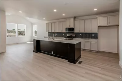 734 Trumpet Ct, Windsor, CO 80550 - Photo 18