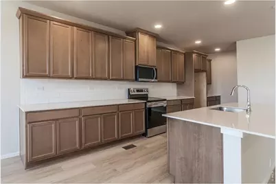 734 Trumpet Ct, Windsor, CO 80550 - Photo 18