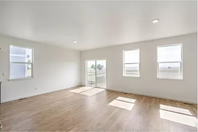 7338 27th St, Greeley, CO 80634 - Photo 6