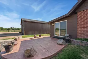 2121 E 20th St, Greeley, CO 80631 - Photo 6