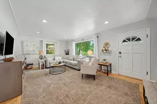 853 E 7th St, Loveland, CO 80537 - Photo 4