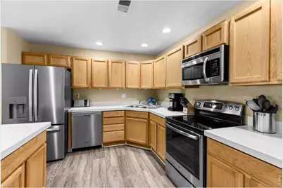 1012 Sonoma Cir #5B, Longmont, CO 80504 - Photo 8