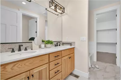 5722 3rd St, Greeley, CO 80634 - Photo 16