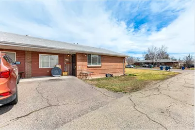27 Newland Ct, Lakewood, CO 80226 - Photo 4