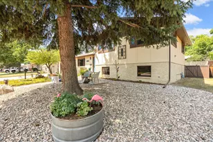 2107 Leila Dr, Loveland, CO 80538 - Photo 6
