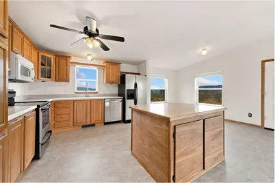 8266 Gray Squirrel Ct, Loveland, CO 80538 - Photo 8