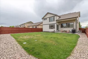 1827 Abundance Dr, Windsor, CO 80550 - Photo 28