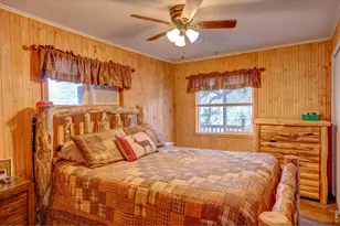 909 Riverside Dr, Estes Park, CO 80517 - Photo 26