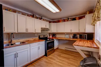 909 Riverside Dr, Estes Park, CO 80517 - Photo 18