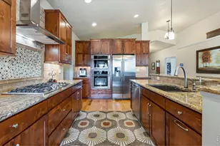 6741 Pumpkin Ridge Dr, Windsor, CO 80550 - Photo 6