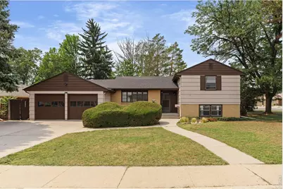 1539 West Shore Dr, Loveland, CO 80538 - Photo 2