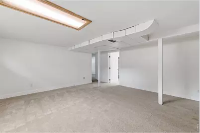 1 5th Ave, Longmont, CO 80501 - Photo 30