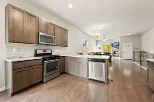 552 Newton Dr, Loveland, CO 80537 - Photo 8