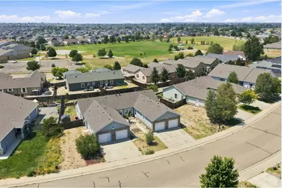 603 S Carriage Dr, Milliken, CO 80543 - Photo 36